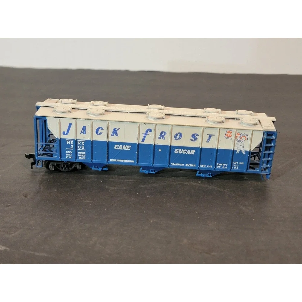 Atlas Jack‎ Frost Cane Sugar 3-Bay Covered Hopper NSRX #305 HO Scale